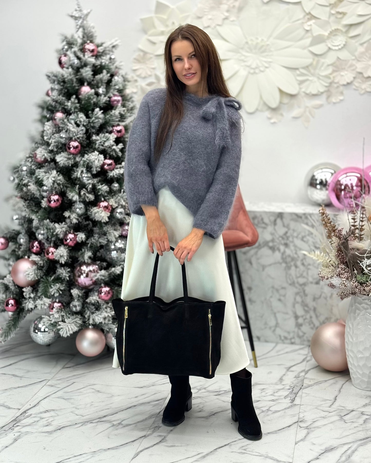 MELNA ZAMŠĀDAS SOMA AR DECO RĀVĒJSLĒDZĒJIEM