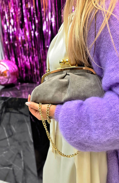 PELĒKA ZAMŠĀDAS SOMA