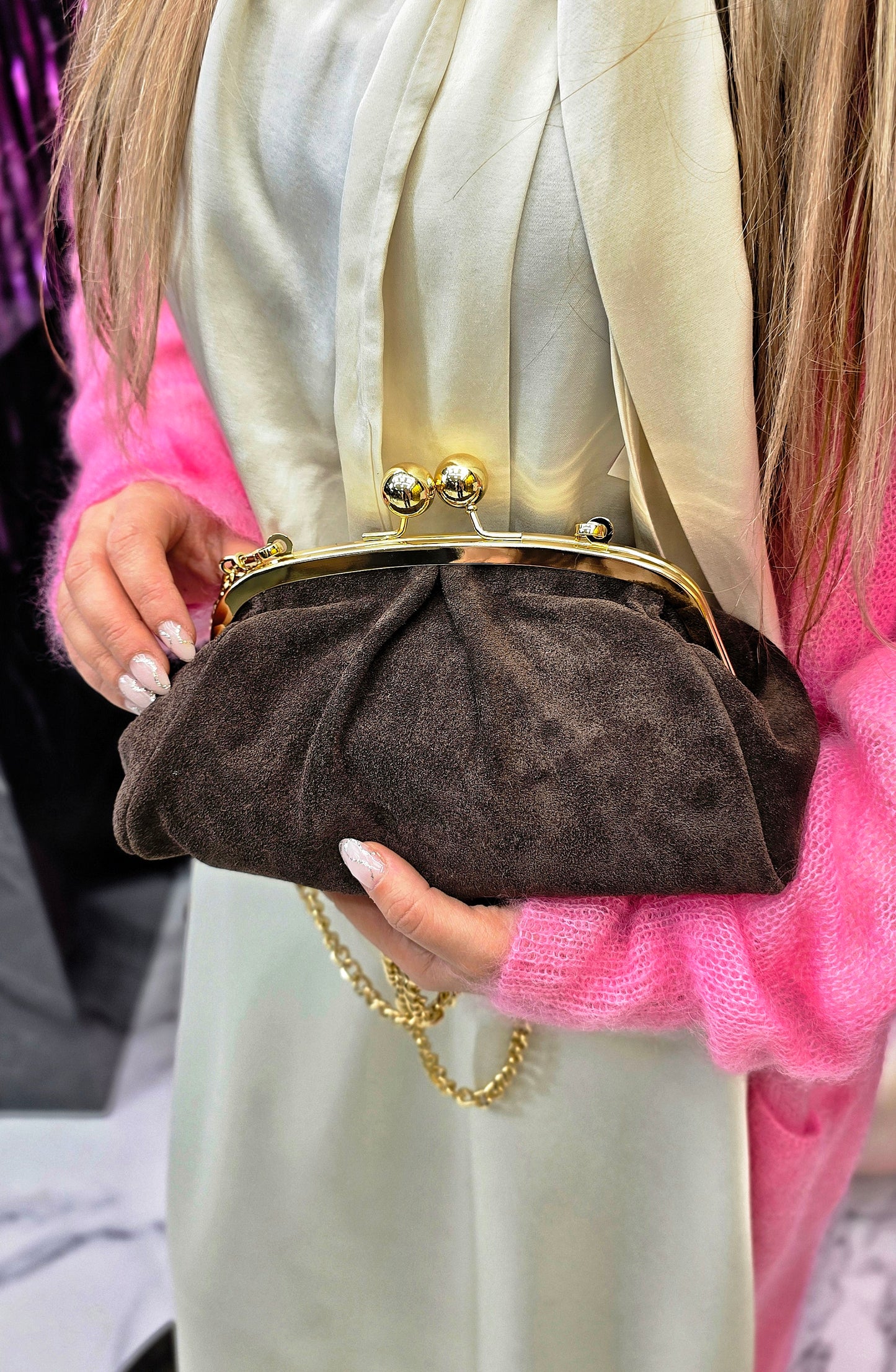 ŠOKOLĀDES MAZĀ ZAMŠĀDAS SOMA