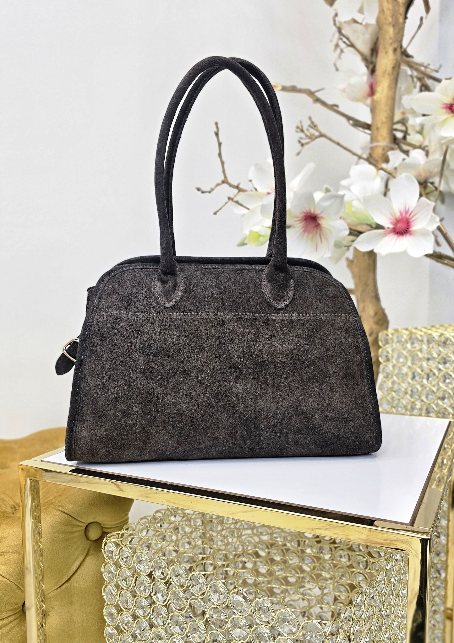 ZAMŠĀDAS SOMA VIDĒJA ŠOKOLĀDES