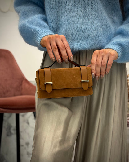 KARAMELES MAZAIS ZAMŠĀDAS KOFERĪTIS