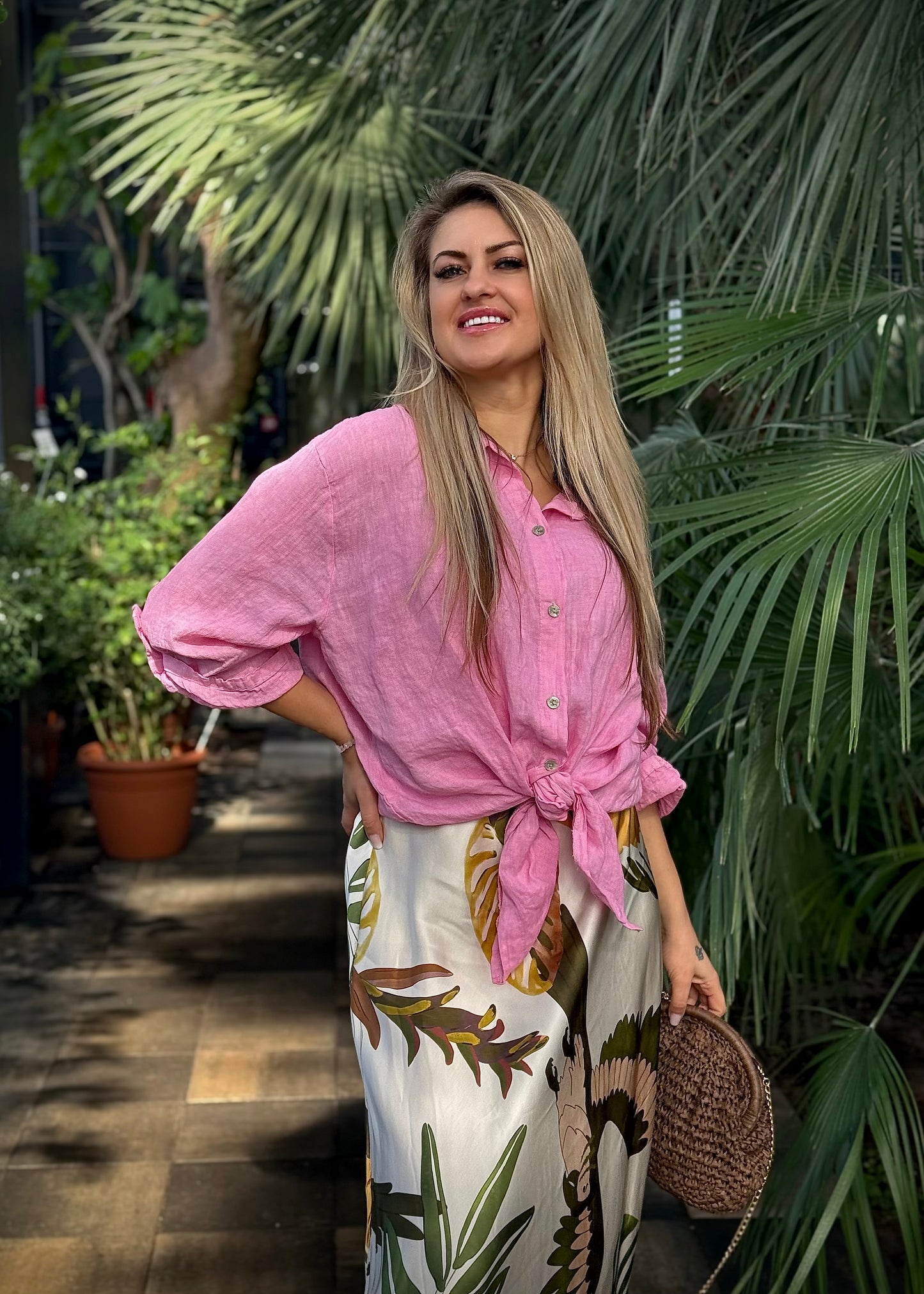 ROZĀ LINA KREKLS