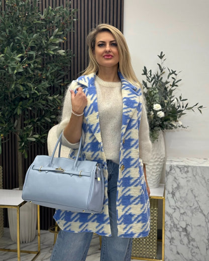 Klasiskā soma ar jostas tipa aizdari